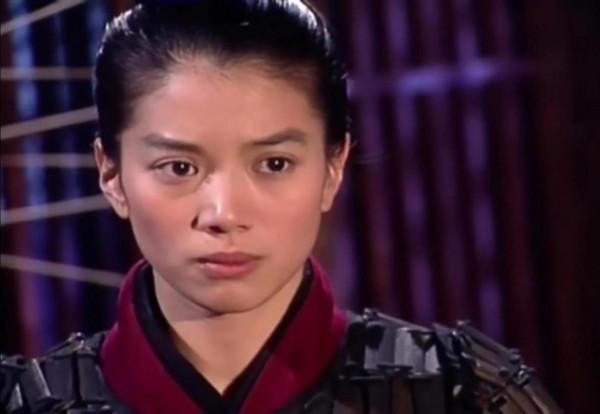 沒有金剛鑽別攬瓷器活,9版花木蘭對比,誰雌雄難辨,誰雷死個人 沒有金剛鑽別攬瓷器活,9版花木蘭對比,誰雌雄難辨,誰雷死個人