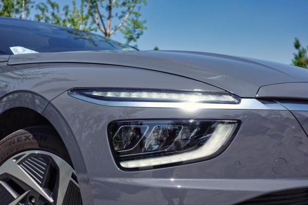 試駕｜現代名圖純電動，把能給消費者的配置幾乎都給了