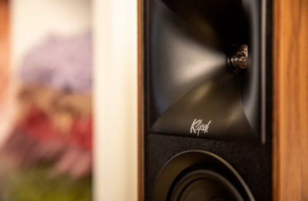 《What Hi-Fi？》力薦 I 年度最值得買的客廳音響-Klipsch The Fives