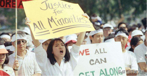 29年前洛杉磯暴動,韓國人端起槍就打,從此美國再無人敢惹韓裔 29年前洛杉磯暴動,韓國人端起槍就打,從此美國再無人敢惹韓裔