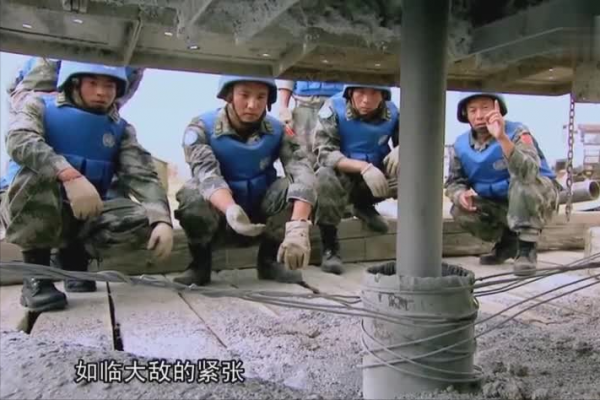 太感謝了!非洲人幾十年喝不上乾淨水,中國人幫他們沙漠打出水井 太感謝了!非洲人幾十年喝不上乾淨水,中國人幫他們沙漠打出水井