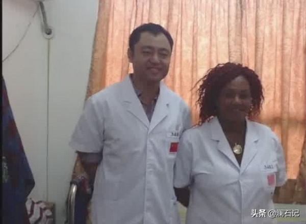 《埃博拉前線》的原型與人物,毛曉彤演的記者被殺,父子殉職非洲 《埃博拉前線》的原型與人物,毛曉彤演的記者被殺,父子殉職非洲