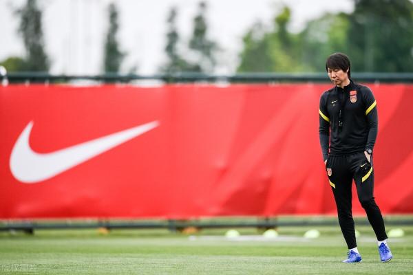 “一起看寂寞”？國足必須破釜沉舟，不換思路就換人