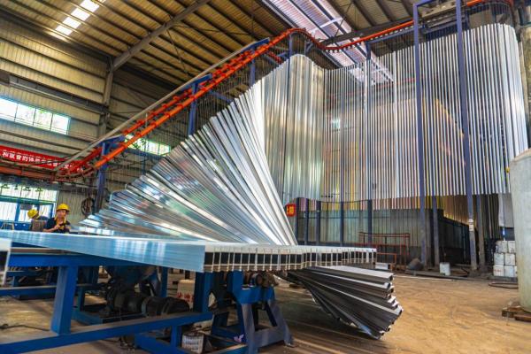 行業首批“綠色建材產品”是怎樣煉成的？南方鋁業給你答案