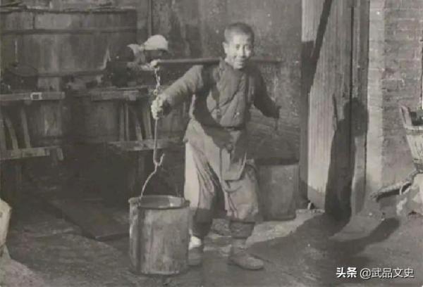 古人買一個僕人需要多少錢,換算作現在等於多少人民幣?買得起嗎 古人買一個僕人需要多少錢,換算作現在等於多少人民幣?買得起嗎