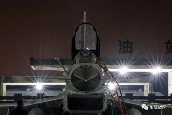 奪取制空權、遠端制導攻擊……戰鬥在下半夜打響