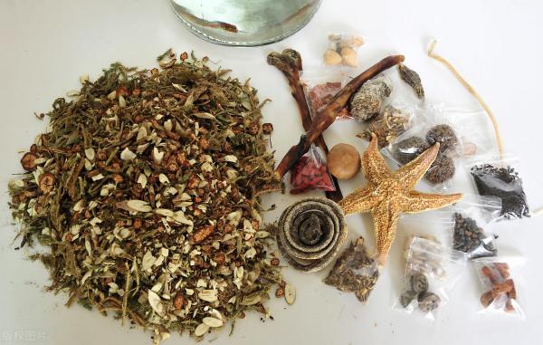 睡不好、臉色差、心裡發慌，營血虛滯怎麼辦？養血調理思路可借