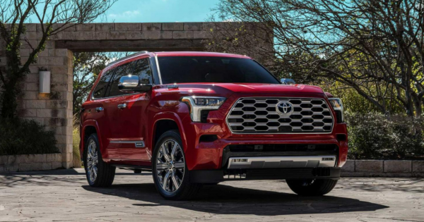 綜合功率可達444馬力，全新一代豐田紅杉官圖釋出