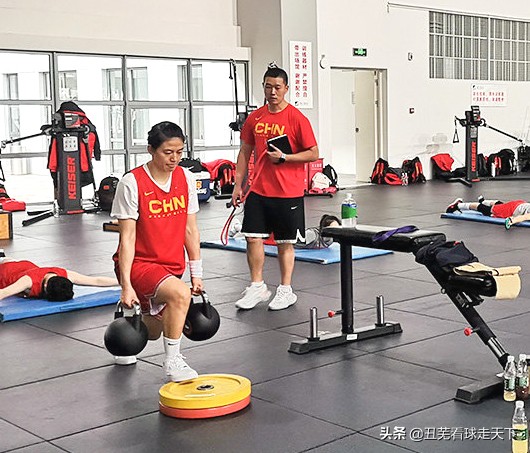 女籃將出徵,任務有兩個 女籃將出徵,任務有兩個