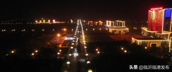 夜晚的臨港,太熱鬧了吧! 夜晚的臨港,太熱鬧了吧!