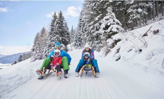 觀雪場.06丨世界最難高山滑雪道，能完整滑下來就是勝者