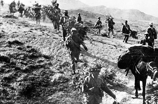 孟良崮戰役慘烈到啥程度，兩軍殺紅眼，陳毅：損失一千我補一千