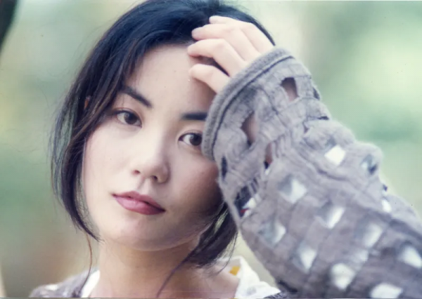 王菲:我們為什麼討厭她?因為她活出了我們幻想中的樣子 王菲:我們為什麼討厭她?因為她活出了我們幻想中的樣子