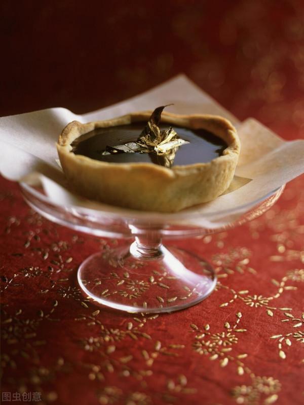 有錢人為什麼喜歡在食物上撒金箔，難道是會變得更好吃嗎？