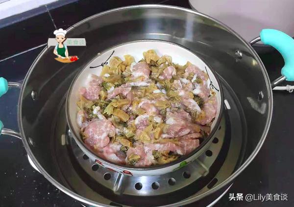 三伏天多吃蒸菜養人，這菜蒸一蒸，15分鐘就出鍋，鮮香營養不上火