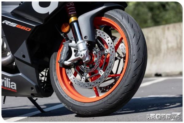 2021 RS660 試駕：操控、電控一次滿足，中量級運動車款新世代