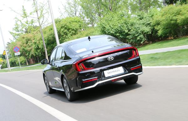 續航520km,起售17.88實用性強,解析名圖純電動! 續航520km,起售17.88實用性強,解析名圖純電動!