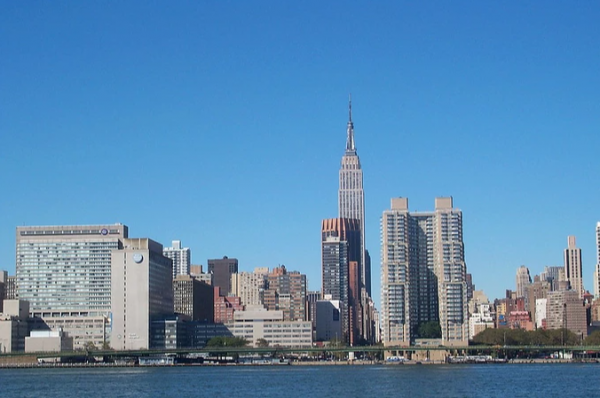 原報告 | 美的置業擴張與財務平衡 原報告 | 美的置業擴張與財務平衡