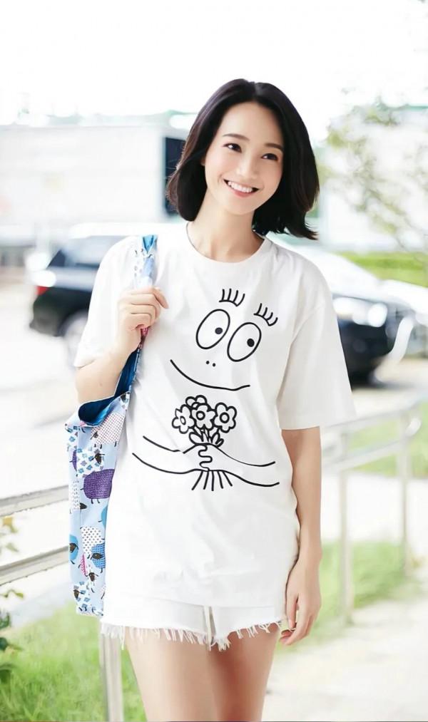 中國內地女演員主持人朱丹