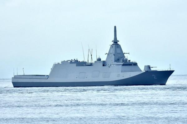 畫風突變,日本新型護衛艦走向非主流,動力系統為航母打前站 畫風突變,日本新型護衛艦走向非主流,動力系統為航母打前站