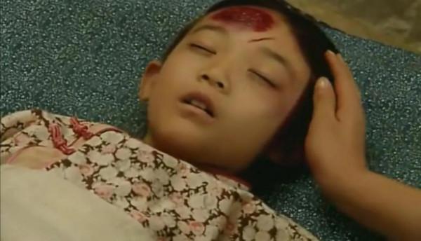 《蒼天有淚》蕭家姐妹與展家水火不容的表面下，鄭老闆是最大贏家