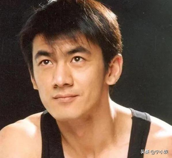 被母親拋棄,17歲露宿街頭的“苦命硬漢”任天野,他現在怎麼樣了 被母親拋棄,17歲露宿街頭的“苦命硬漢”任天野,他現在怎麼樣了