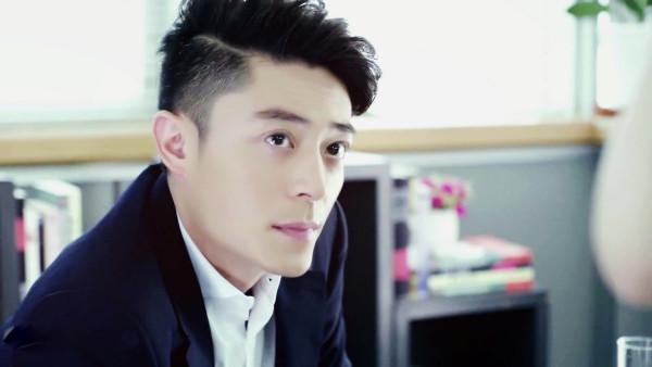 霍建華，曾經的頂流開拓者，最終也歸於平淡