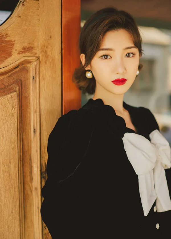 年終王炸古風濾鏡妝 你永遠可以相信故宮紅