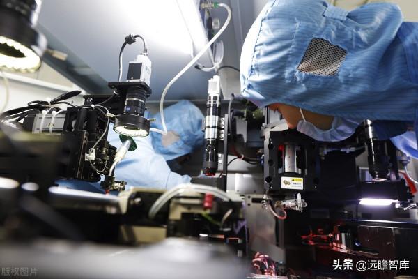 電子行業2022年度策略:新能源景氣持續,Mini LED、VR等需求興起 電子行業2022年度策略:新能源景氣持續,Mini LED、VR等需求興起