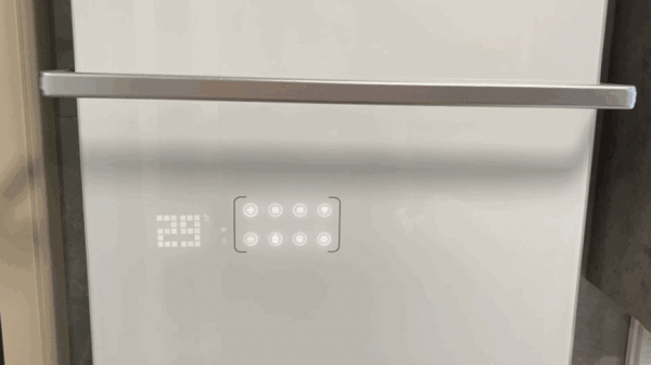 全浴對流風暖、大屏烘乾：義大利 Radialight壁掛智慧暖風機評測