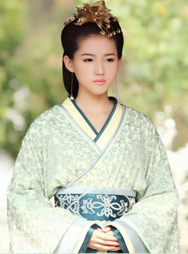 這些角色竟然都是蘇青演的,來看看教科書級的劇拋臉 這些角色竟然都是蘇青演的,來看看教科書級的劇拋臉