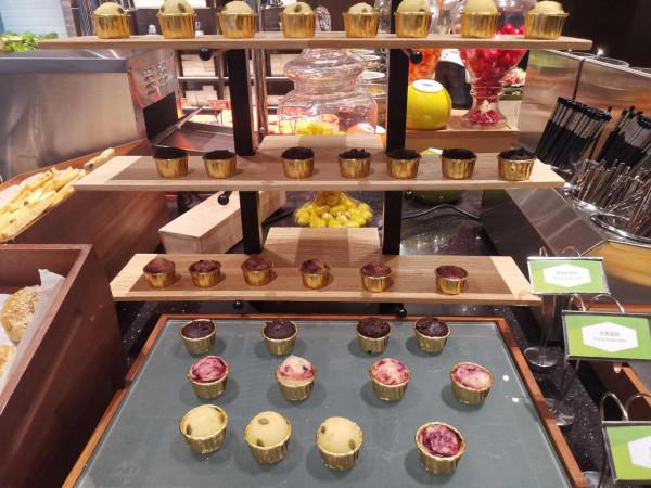 希爾頓的早餐很給力,還是喜歡牛雜麵配咖啡 希爾頓的早餐很給力,還是喜歡牛雜麵配咖啡