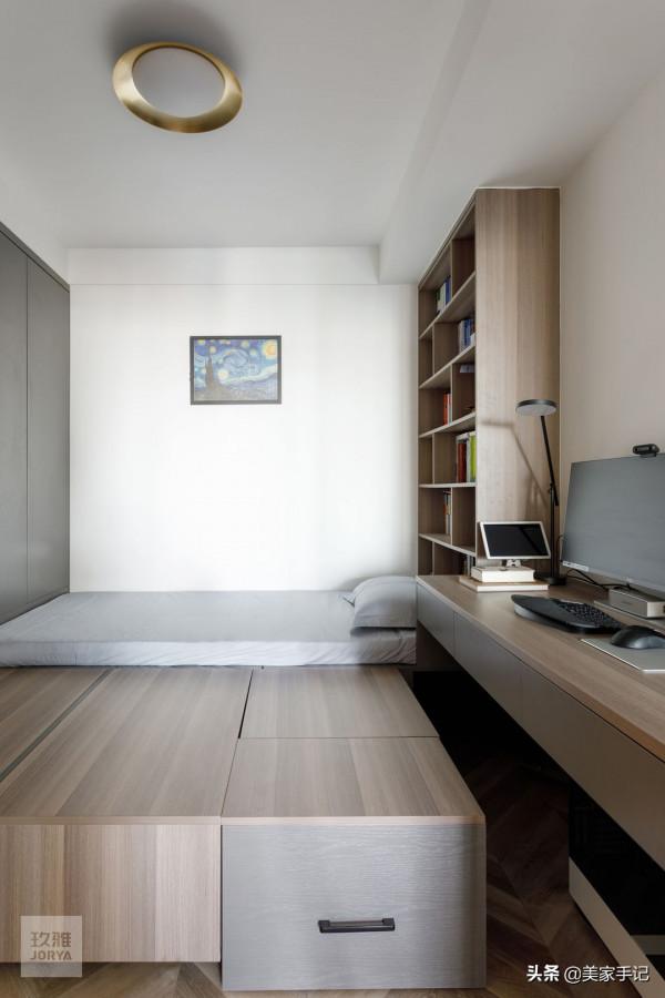 她56㎡的家，因堅持捨棄客廳老三樣而走紅，不要沙發、茶几太香了