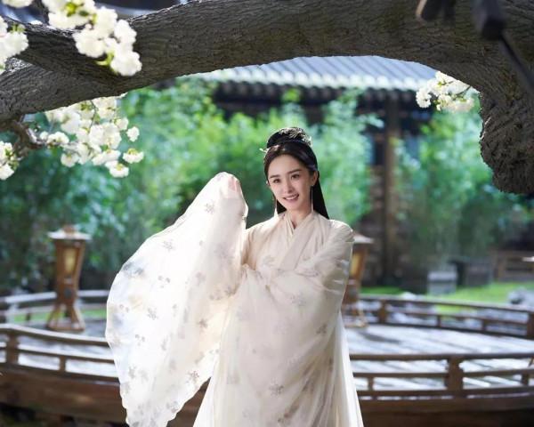 楊冪 探班華晨宇