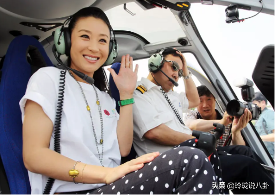 靳東當選煤礦文工團副團長，盤點團內6個演員，個個都是實力派