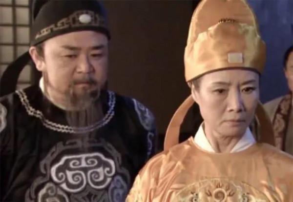 狄仁傑僅是三品內史,卻令滿朝文武畏懼,他的權力真有那麼大麼? 狄仁傑僅是三品內史,卻令滿朝文武畏懼,他的權力真有那麼大麼?