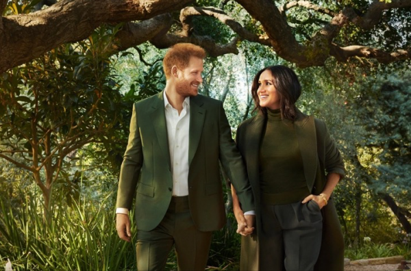 哈里王子沒能擺脫禿頭基因，禿頂明顯，新照片中卻p成滿頭秀髮