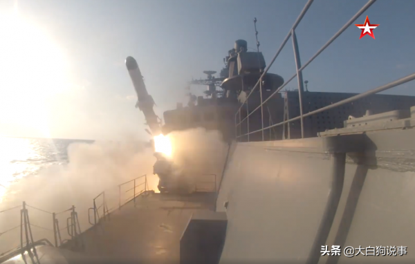 俄獨苗驅逐艦迎來魔改,重型導彈被拆除,傻大黑粗俄軍也嫌棄 俄獨苗驅逐艦迎來魔改,重型導彈被拆除,傻大黑粗俄軍也嫌棄