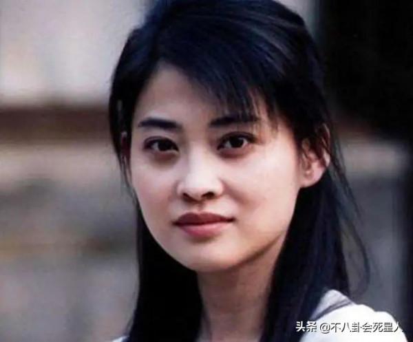 4位越老越有韻味的女星，江珊的溫柔，梅婷的大方，小花們比不了