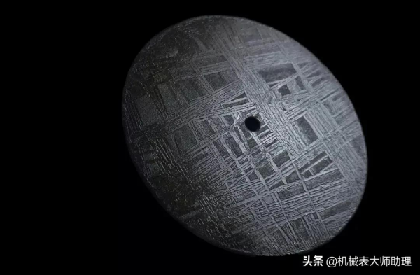 手錶的材質只有鋼嗎?那些使用獨特材質的手錶品牌 手錶的材質只有鋼嗎?那些使用獨特材質的手錶品牌