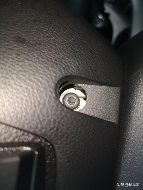 全新雅閣沒有2.0T,扭頭花14萬買輛二手的,驗車師:3.0排量少見 全新雅閣沒有2.0T,扭頭花14萬買輛二手的,驗車師:3.0排量少見