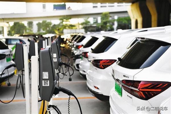 乘勢而來，新能源汽車市場滲透率突破10%