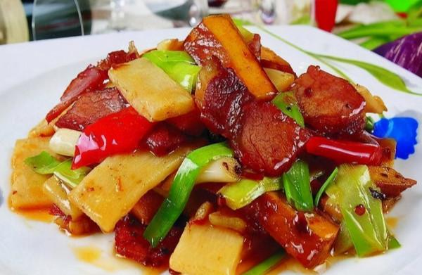 45款佳餚精選，色澤誘人營養豐富，適合做給家人吃