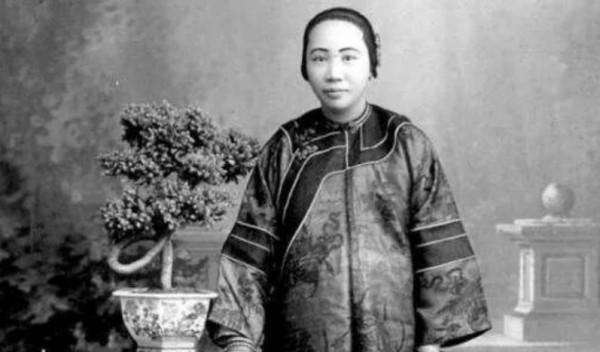 不只是餵奶那麼簡單，清朝皇室乳母，到底是什麼樣的人物？