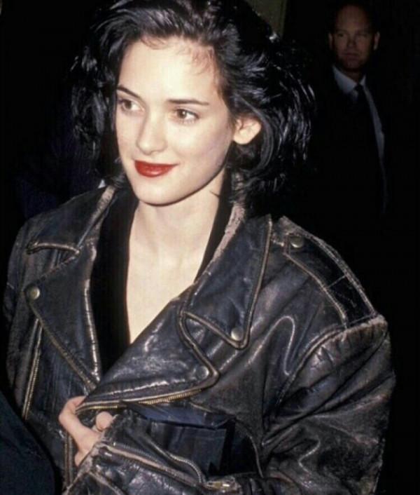 多少人曾愛慕你年輕時的容顏——薇諾娜·瑞德