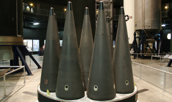 核武器當量是越大越好麼?我們真的需要5000萬噸當量的大伊萬麼 核武器當量是越大越好麼?我們真的需要5000萬噸當量的大伊萬麼