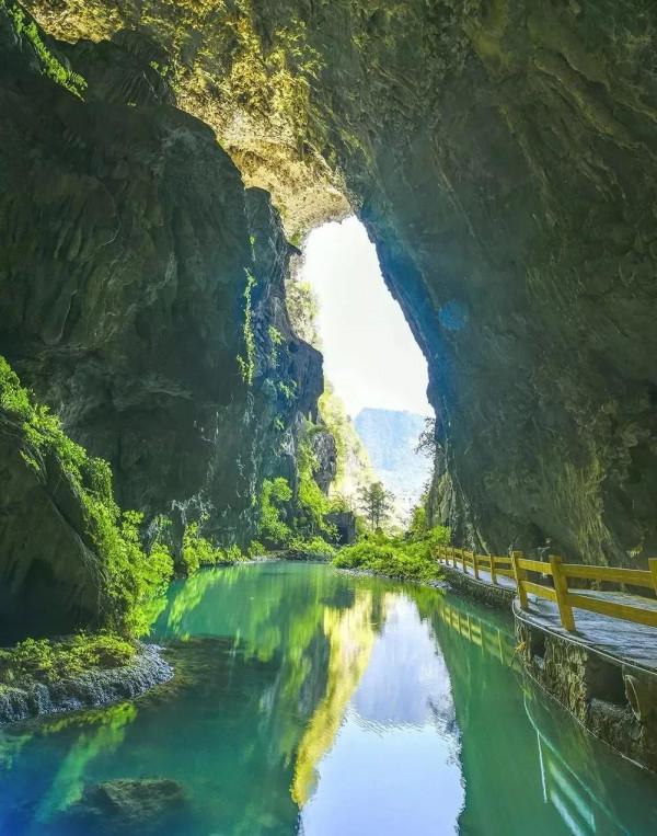 走進世界長壽之鄉-巴馬縣