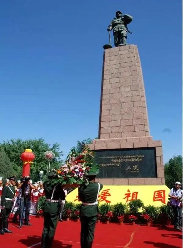 新疆有條源遠流長的一條河 新疆有條源遠流長的一條河