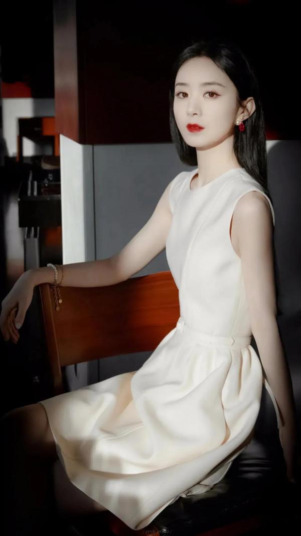 趙麗穎桌布：趙麗穎絕美桌布來一波，喜歡的穎火蟲們快快來收藏哦