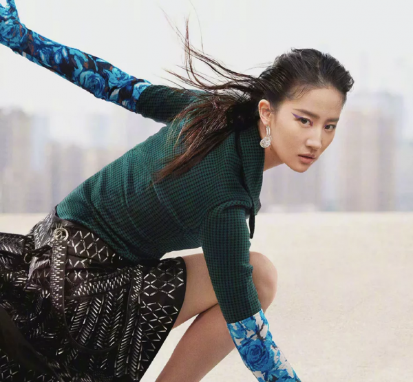 讓人看不懂的2021雜誌封面:鹿晗蒼蠅頭,倪妮玩眉毛,周筆暢好怪 讓人看不懂的2021雜誌封面:鹿晗蒼蠅頭,倪妮玩眉毛,周筆暢好怪